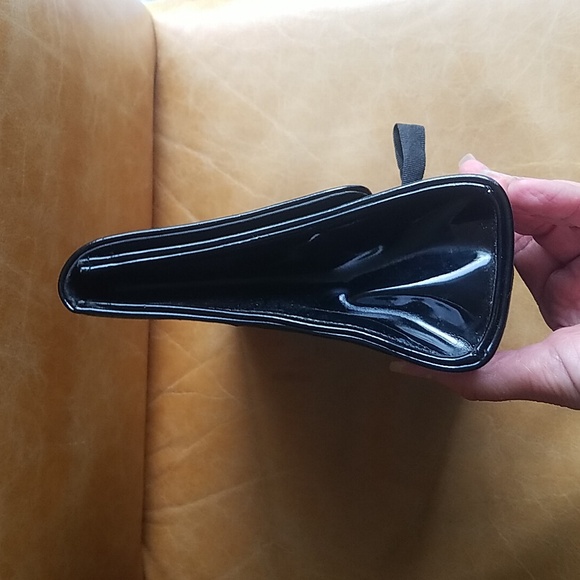 Christian Dior beauté black patent cosmetic travel clutch bag - Picture 8 of 13